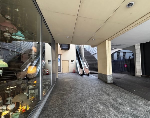 Locaux commerciaux au coeur de Montreux 11