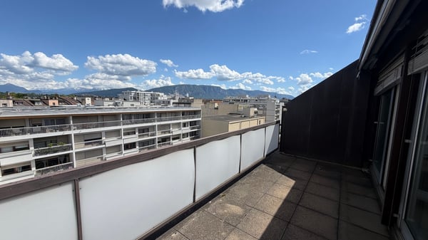 Exclusivité : Atelier/loft au coeur de Sécheron 10