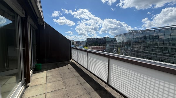 Exclusivité : Atelier/loft au coeur de Sécheron 9
