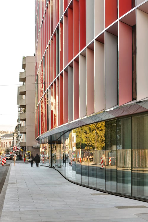 Surfaces de bureaux à louer dans un immeuble iconique au centre-ville de Genève 7