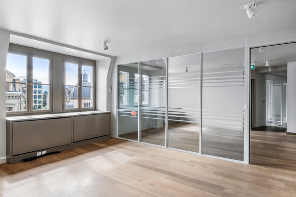 Surfaces de bureaux à louer dans le quartier des banques à Genève 7