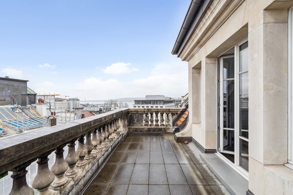 Surface de bureaux au centre ville de Genève, dans un immeuble de haut standing 6