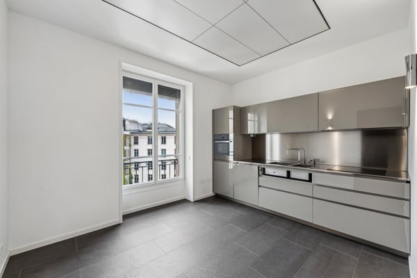 Surface de bureaux au centre ville de Genève, dans un immeuble de haut standing 8