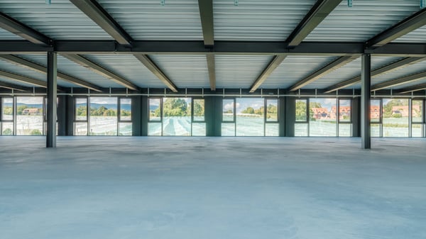 Surfaces mixtes à louer entre Genève et Lausanne à Tolochenaz 4