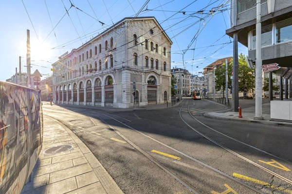 A louer, immeuble de caractère situé dans l'hypercentre 2