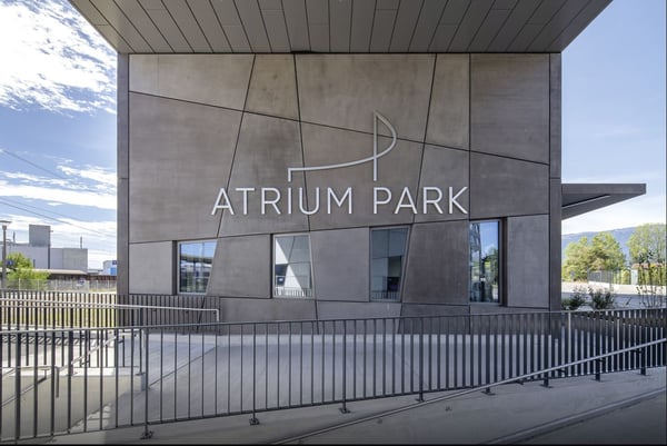 Surfaces mixtes à louer dans un immeuble neuf au pied de la gare 4