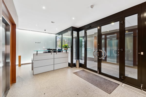 Centre-Ville - Lumineux bureaux aménagés 7