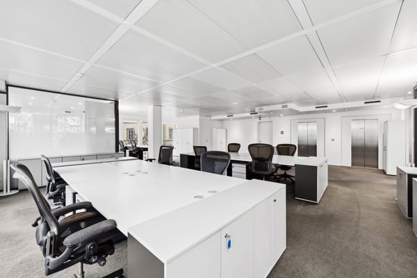 Centre-Ville - Lumineux bureaux aménagés 3