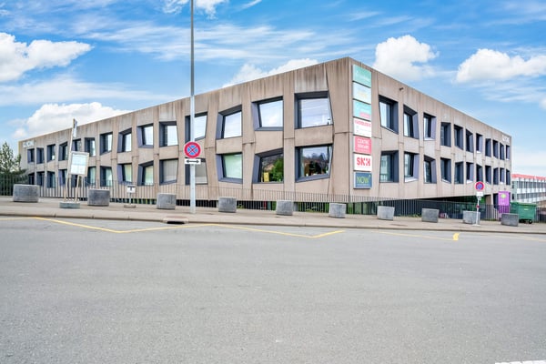 Magnifiques surfaces de bureaux avec vue sur le lac à louer au Biopôle 1