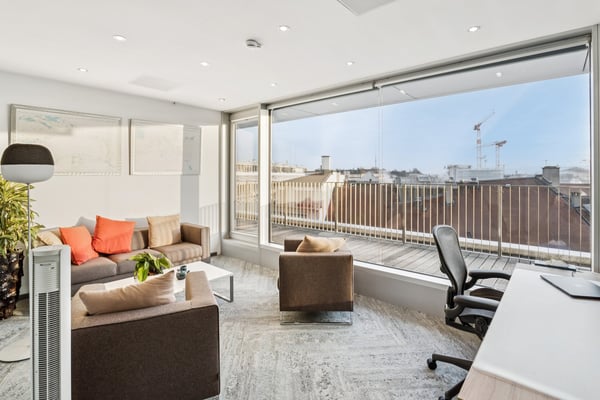 Bureaux de haut standing avec terrasse panoramique 3