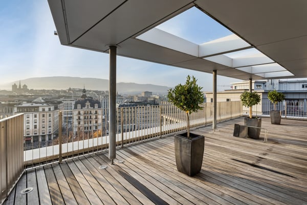 Bureaux de haut standing avec terrasse panoramique 1