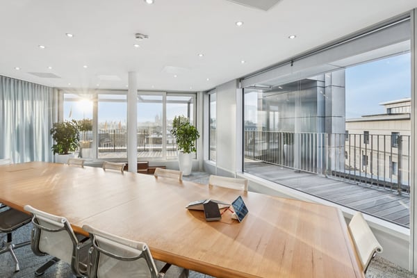 Bureaux de haut standing avec terrasse panoramique 2