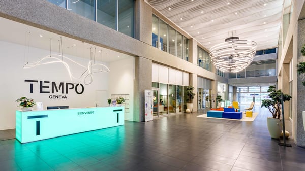 Veuillez découvrir l'immeuble TEMPO, au coeur de la ZIPLO. Batiment moderne et high-tech avec services. 2
