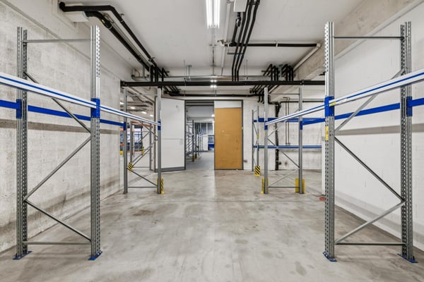 Surface industrielle/stockage à louer 5