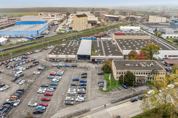 Opportunité exceptionnelle à Satigny  1'940 m² de surface industrielle et de stockage 5