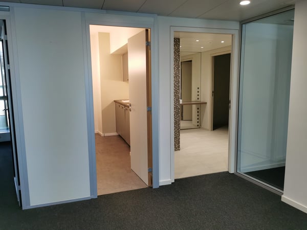 Surfaces de bureaux de 135 m2 à louer place de la Fusterie à Genève 5