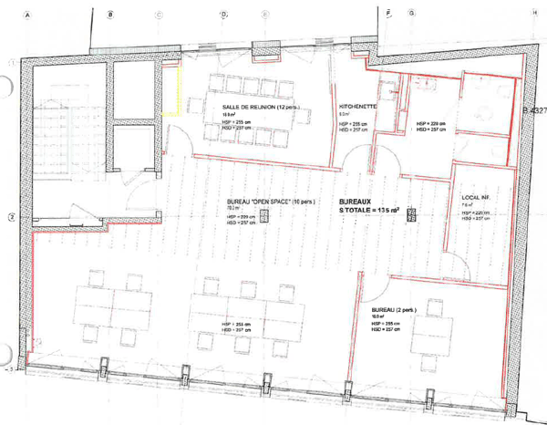 Surfaces de bureaux de 135 m2 à louer place de la Fusterie à Genève 6