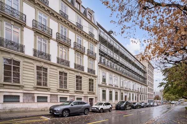 Lumineux bureaux aménagés bénéficiant d'une situation centrale 1