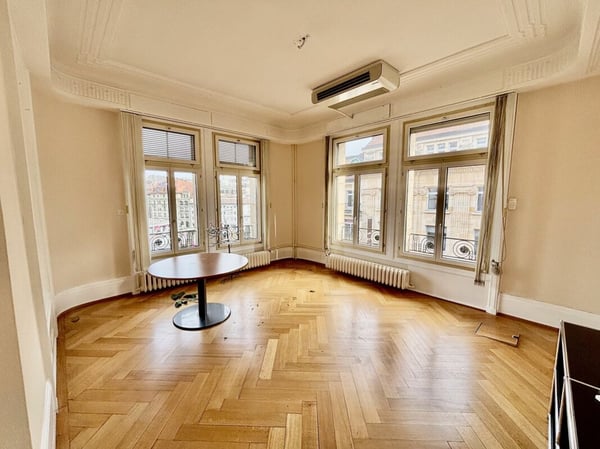 Superbes bureaux à louer au coeur de Lausanne 380 ou 406 m2 4