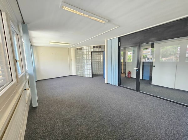 Achetez Vaud bureaux à Renens moins cher qu'un loyer et/ou profitez d'une rentabilité à +7%! 4