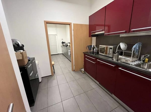 Superbe local commercial à vendre au coeur de Lausanne 4