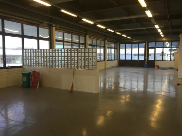 Le Mont Immeuble commercial AV avec places de parc 1