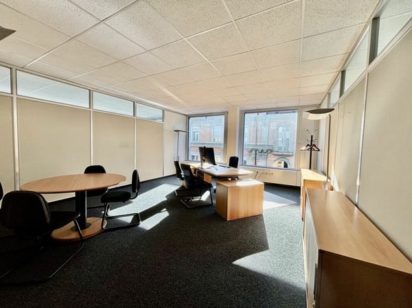700m² de surface administrative disponible à Lausanne Centre ! 6