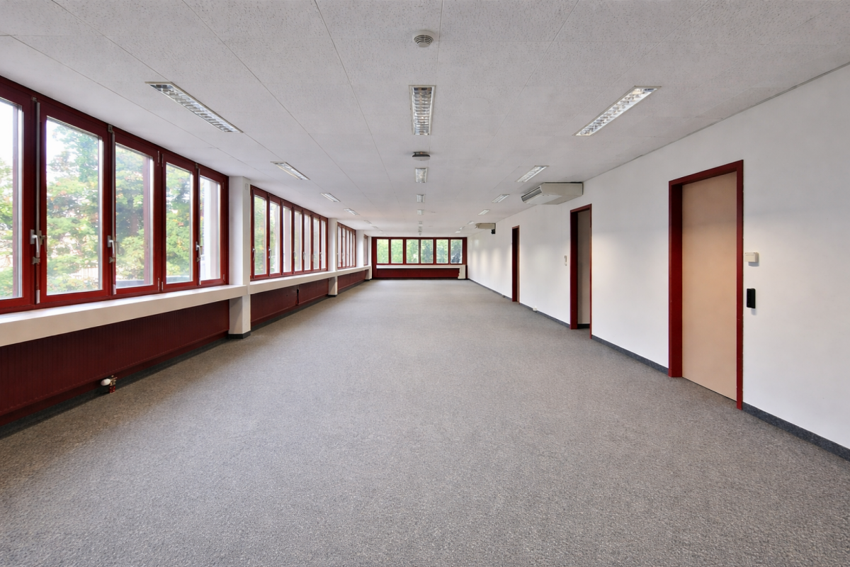 Bureaux lumineux, plug and play avec rampe d'accès !