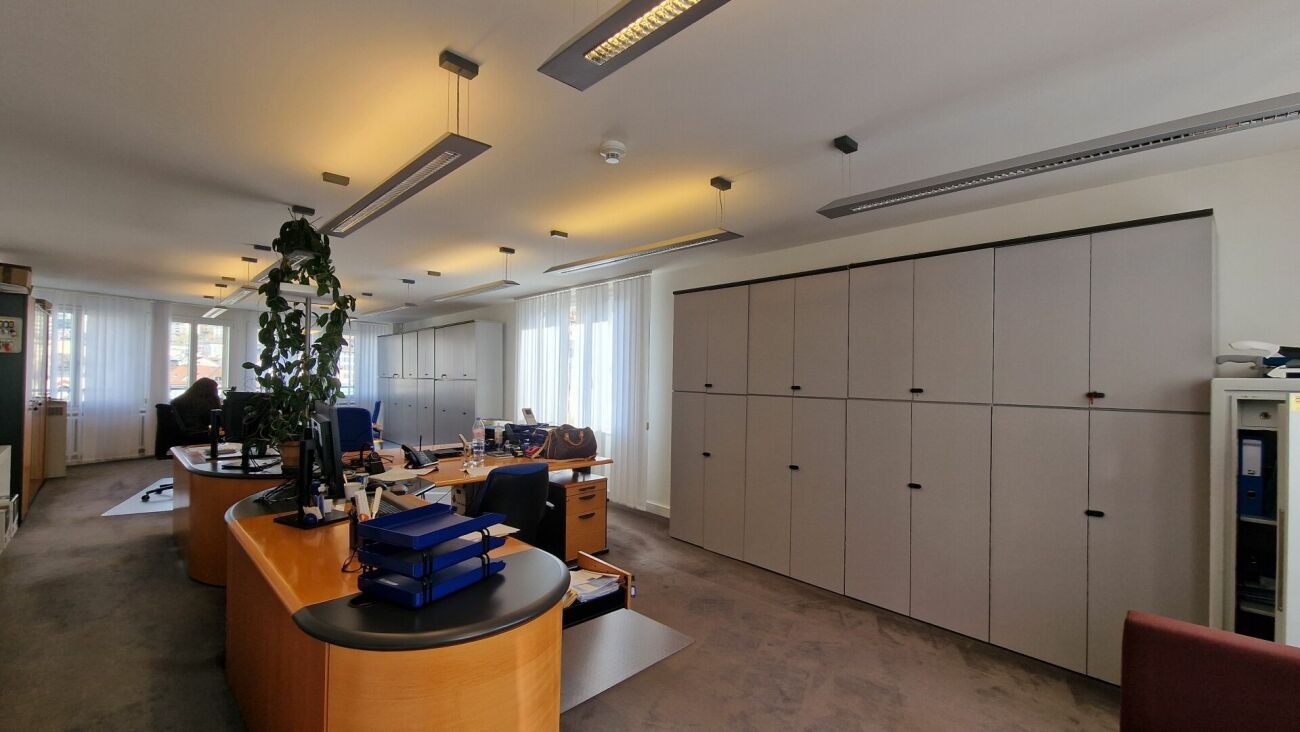 Belle surface administrative de 354m² au coeur de Lausanne: Place Saint-François !