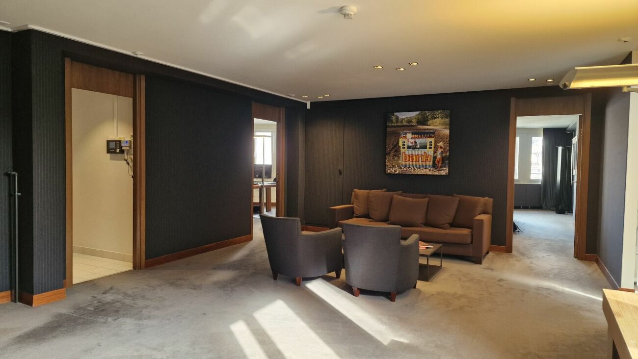 Belle surface administrative de 354m² au coeur de Lausanne: Place Saint-François !