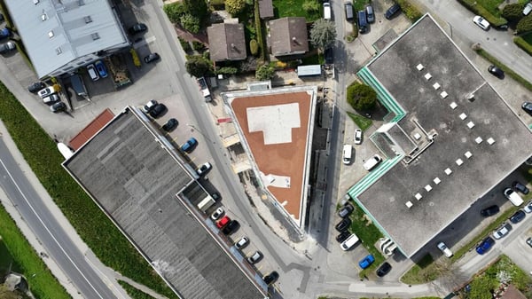 Surfaces commerciales et administratives neuves dès 350 m² à Lonay. 8