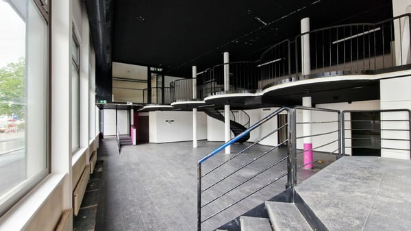 Surface commerciale au rez de 267m² dans le centre de Lausanne ! 3