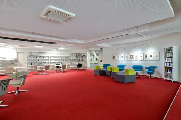 Surfaces de bureau divisibles de 450 à 1400 m2 à louer à Pont Bessières / Caroline / Rue Centrale 3