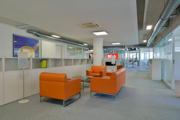 Surfaces de bureau divisibles de 450 à 1400 m2 à louer à Pont Bessières / Caroline / Rue Centrale 4