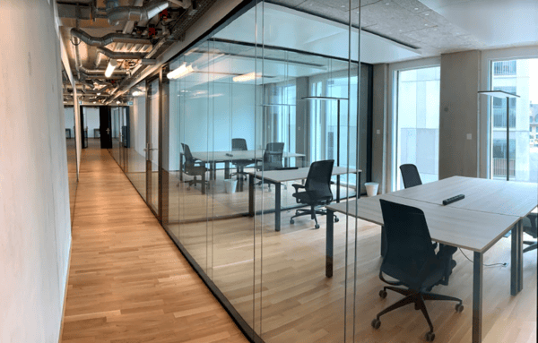 Une surface se libère ! Proche lac, transports, bureau de 360 m2 à louer à Morges 2