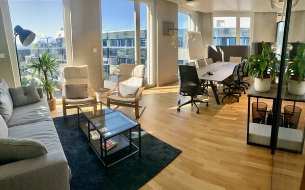 Une surface se libère ! Proche lac, transports, bureau de 360 m2 à louer à Morges 1