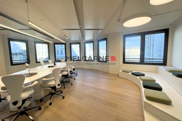 Bureaux de 470 m² rue du Rhône 2