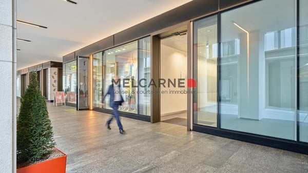 Opportunité - Arcade à louer - Rue du Rhône 3