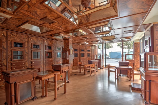 Arcade à louer d'environ 20 m2 Quai du Mont-Blanc 2