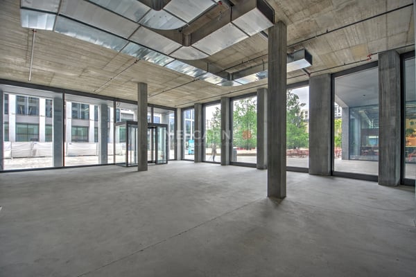 Pont Rouge : Arcade restauration d'env. 200m² 2