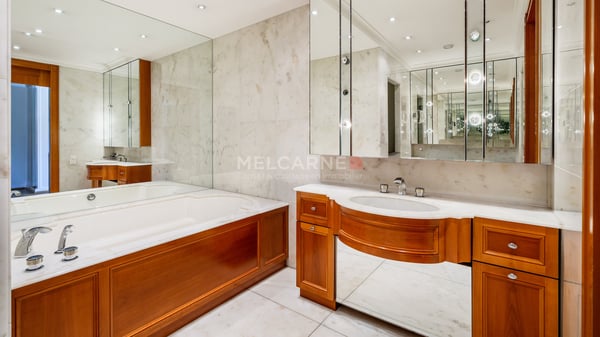 Exclusivité - Appartement 12 pièces en étage élevé 6