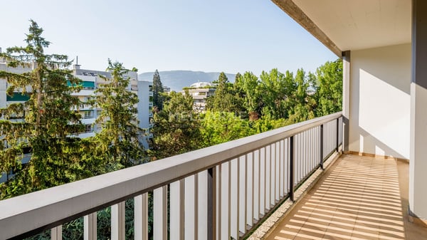 Exclusivité - Appartement 12 pièces en étage élevé 8
