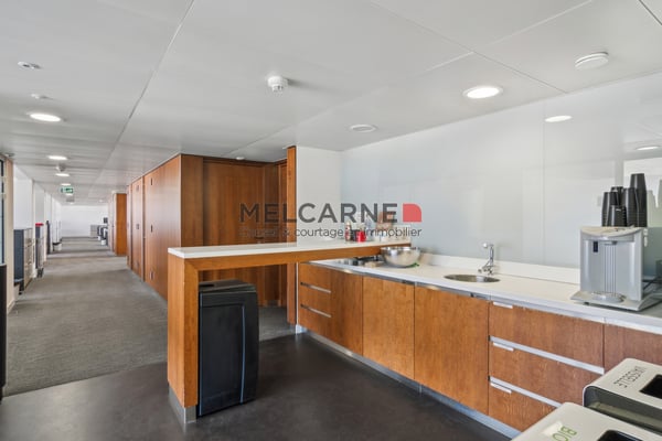Bureaux d'env. 358 m² - Plug & Play 2