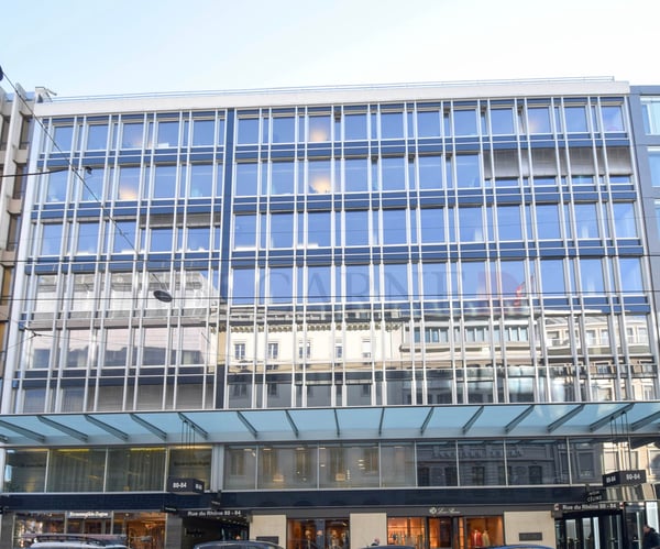 Bureaux de 150 m2 Rue du Rhône 1