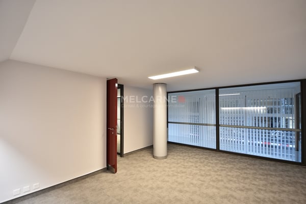 Surface de bureaux de 438 m² PPE aux Eaux-Vives 8