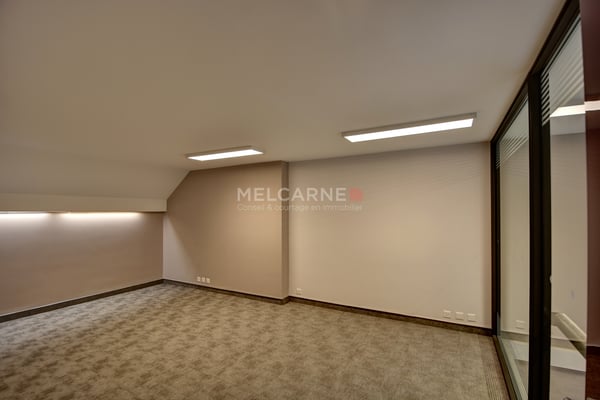 Surface de bureaux de 438 m² PPE aux Eaux-Vives 12