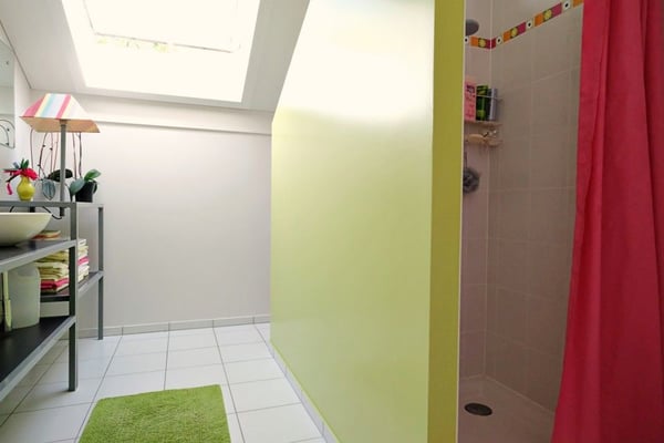 VISITE 3D // Villa meublée / Vue imprenable sur le lac / Piscine 9