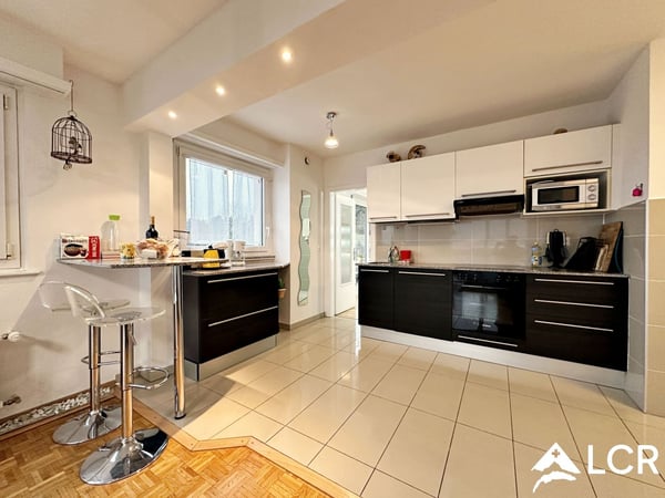 Magnifique meublé courte durée 1.5p // 2 chambres // Balcon vue lac 4