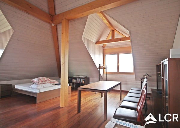 Superbe studio MEUBLE - COURTE DUREE / Vue lac - Jardin - Piscine 3