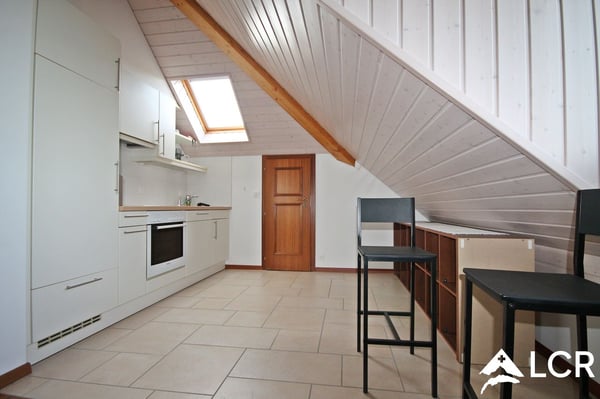 Superbe studio MEUBLE - COURTE DUREE / Vue lac - Jardin - Piscine 6